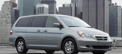 Honda Odyssey EX (2005) - picture 7 of 35