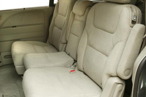 Honda Odyssey EX (2005) - picture 24 of 35