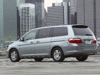 Honda Odyssey EX (2005) - picture 18 of 35