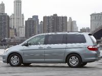 Honda Odyssey EX (2005) - picture 19 of 35