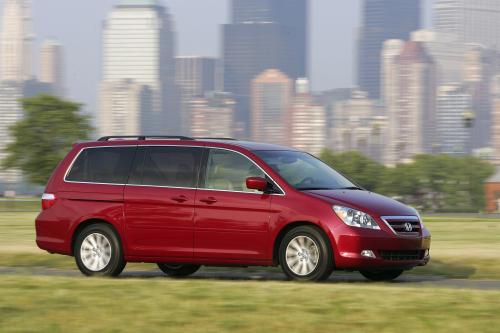 Honda Odyssey Touring (2005) - picture 9 of 63