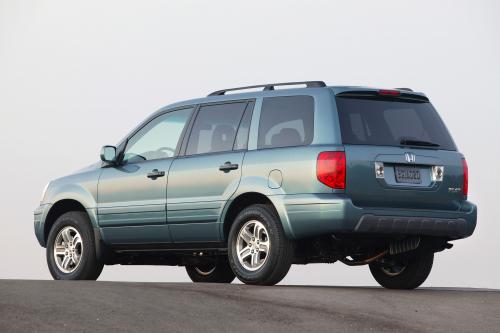 Honda Pilot EX (2005) - picture 8 of 17
