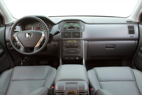 Honda Pilot EX (2005) - picture 17 of 17