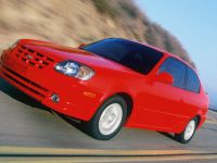 Hyundai Accent (2005) - picture 3 of 9