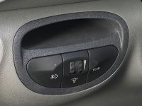Hyundai Santa Fe (2005) - picture 11 of 26