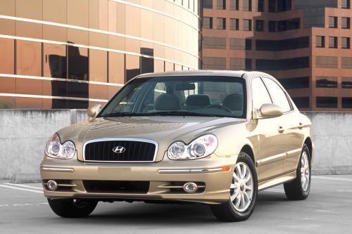 Hyundai Sonata (2005) - picture 1 of 13