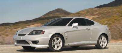 Hyundai Tiburon (2005) - picture 7 of 11