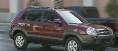 Hyundai Tucson (2005) - picture 4 of 27