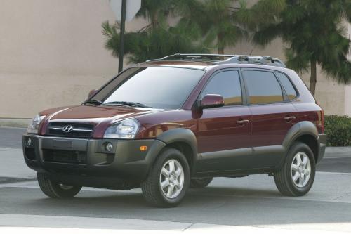 Hyundai Tucson (2005) - picture 1 of 27