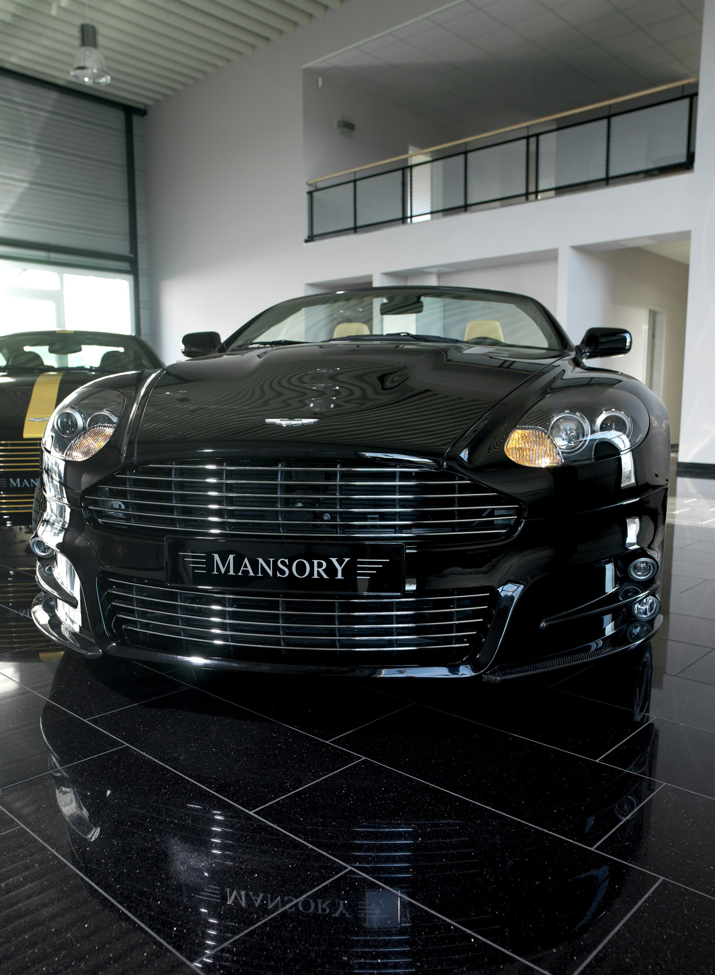 Mansory Aston Martin DB9 Volante