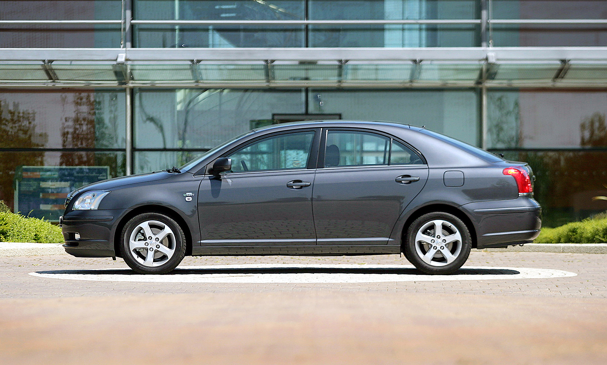 Toyota Avensis 2.2-litre D-4D