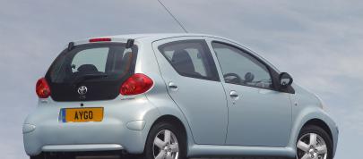 Toyota Aygo (2005) - picture 15 of 34