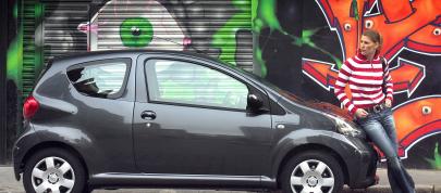 Toyota Aygo (2005) - picture 28 of 34