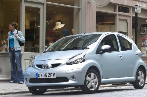 Toyota Aygo (2005) - picture 9 of 34