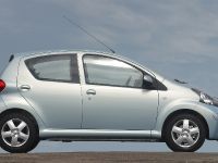 Toyota Aygo (2005) - picture 10 of 34