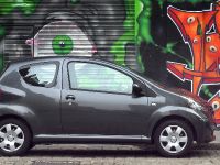 Toyota Aygo (2005) - picture 27 of 34