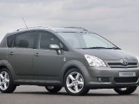 Toyota Verso D-4D (2005)