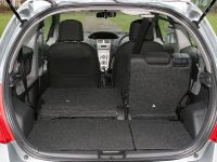Toyota Yaris (2005) - picture 11 of 11