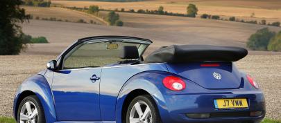 Volkswagen Beetle Cabriolet (2005) - picture 7 of 13