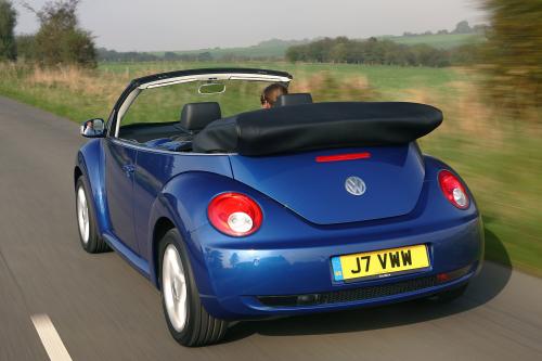 Volkswagen Beetle Cabriolet (2005) - picture 8 of 13