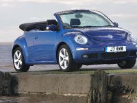 Volkswagen Beetle Cabriolet (2005) - picture 2 of 13