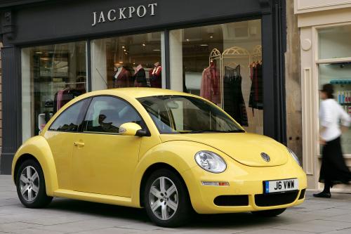 Volkswagen Beetle (2005) - picture 1 of 10