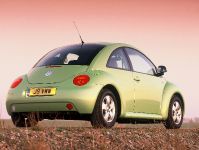 Volkswagen Beetle (2005) - picture 6 of 10
