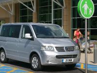 Volkswagen Caravelle (2005) - picture 2 of 7