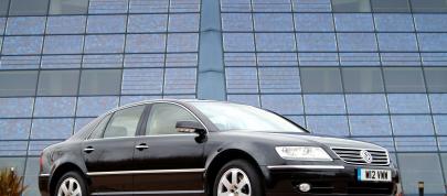 Volkswagen Phaeton (2005) - picture 7 of 12