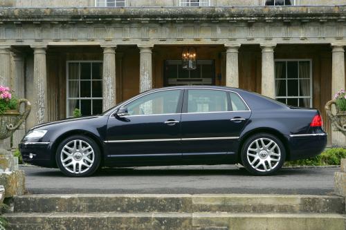 Volkswagen Phaeton (2005) - picture 8 of 12