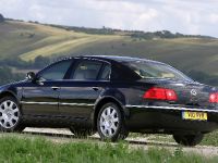 Volkswagen Phaeton (2005) - picture 11 of 12