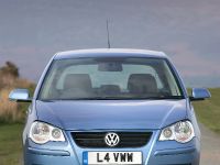 Volkswagen Polo (2005) - picture 2 of 16