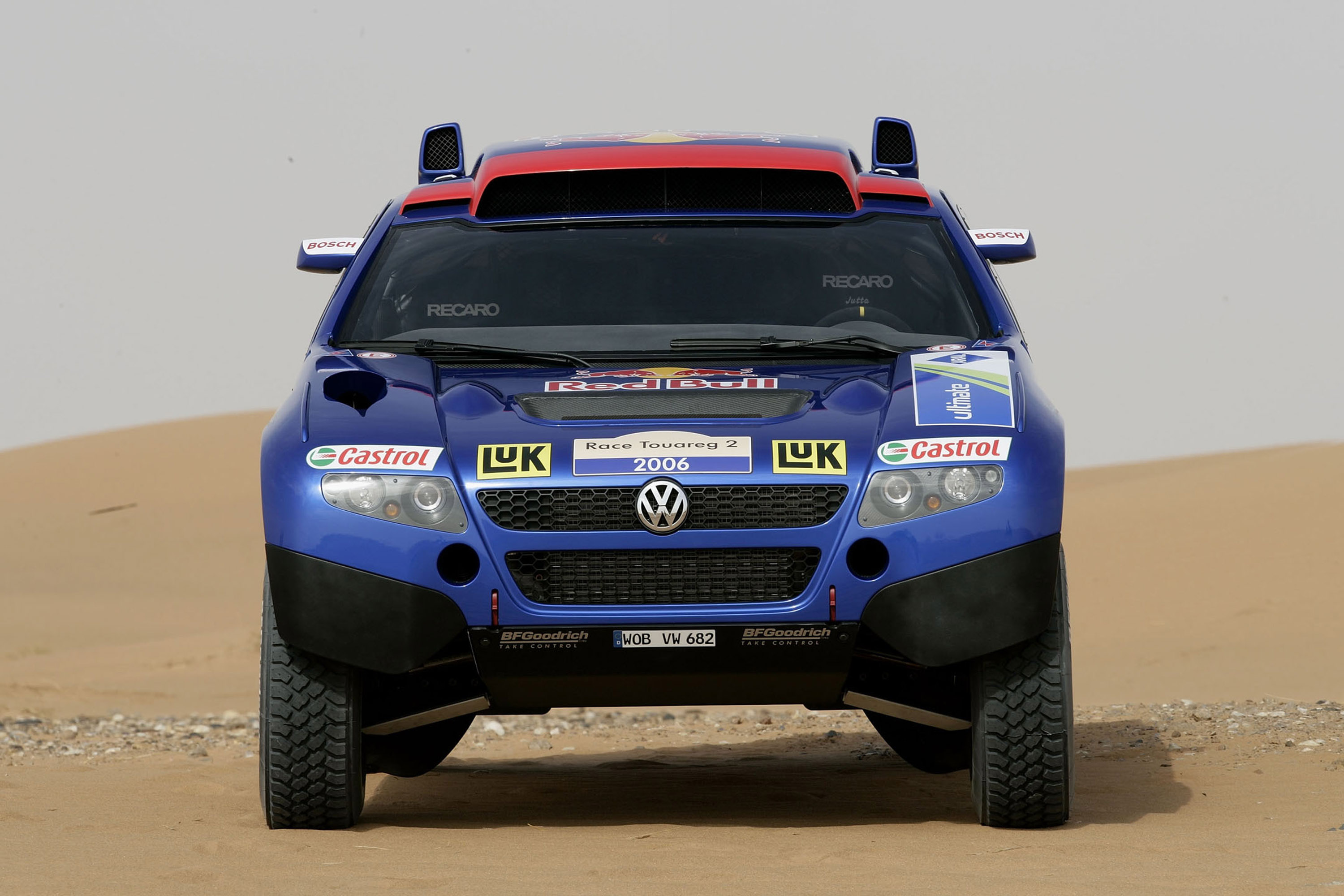 Volkswagen Race Touareg 2