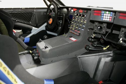 Volkswagen Race Touareg 2 (2005) - picture 8 of 9