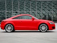 Audi TT Coupe 2.0 T FSi (2006) - picture 2 of 13