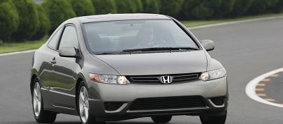 Honda Civic Coupe (2006) - picture 7 of 20