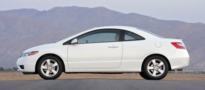 Honda Civic Coupe (2006) - picture 12 of 20