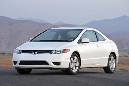 Honda Civic Coupe (2006) - picture 1 of 20