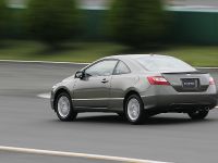 Honda Civic Coupe (2006) - picture 14 of 20