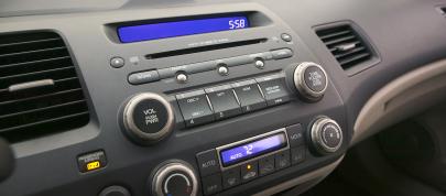 Honda Civic Hybrid (2006) - picture 15 of 22