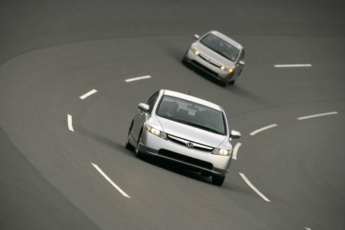 Honda Civic Hybrid (2006) - picture 8 of 22