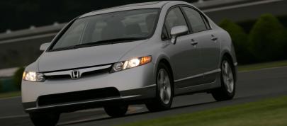 Honda Civic Sedan (2006) - picture 12 of 39