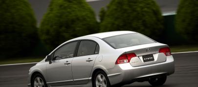 Honda Civic Sedan (2006) - picture 31 of 39