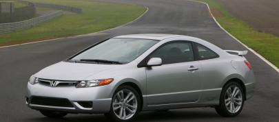 Honda Civic Si (2006) - picture 12 of 33