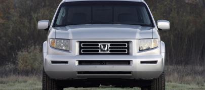 Honda Ridgeline RTL (2006) - picture 4 of 79