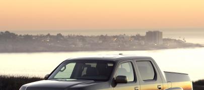 Honda Ridgeline RTL (2006) - picture 39 of 79