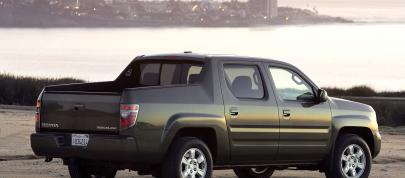 Honda Ridgeline RTL (2006) - picture 52 of 79