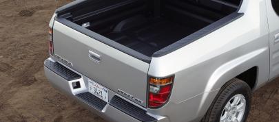Honda Ridgeline RTL (2006) - picture 63 of 79