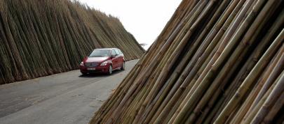 Mercedes-Benz B200 Turbo (2006) - picture 23 of 50