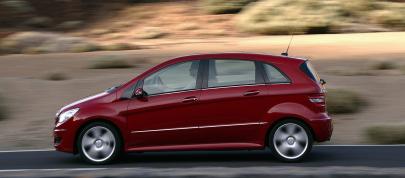 Mercedes-Benz B200 Turbo (2006) - picture 31 of 50